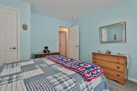 21 Fairfield Drive Concord NH 03301