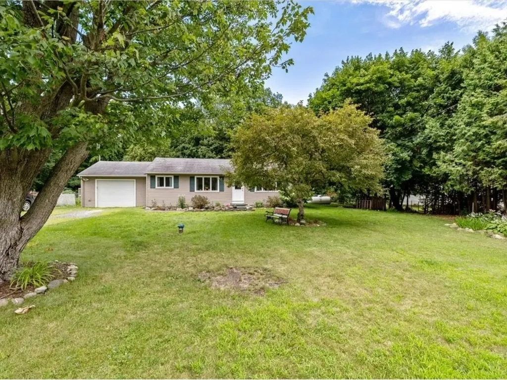 102 Mcginn Drive St. Albans Town VT 05478