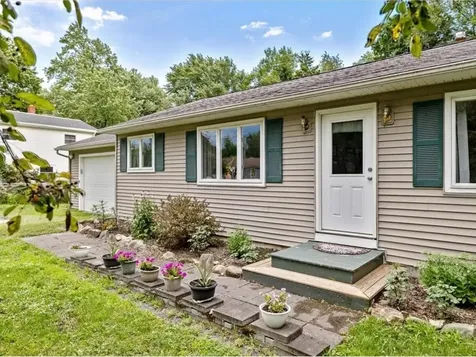 102 Mcginn Drive St. Albans Town VT 05478