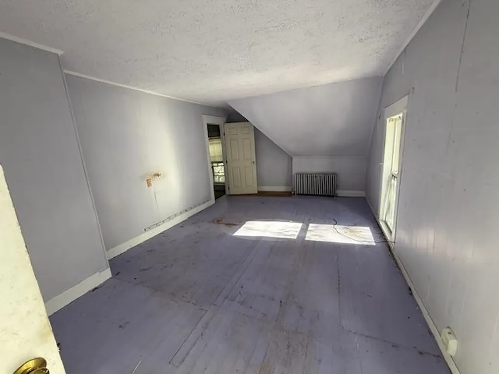 28 High Street Littleton NH 03561