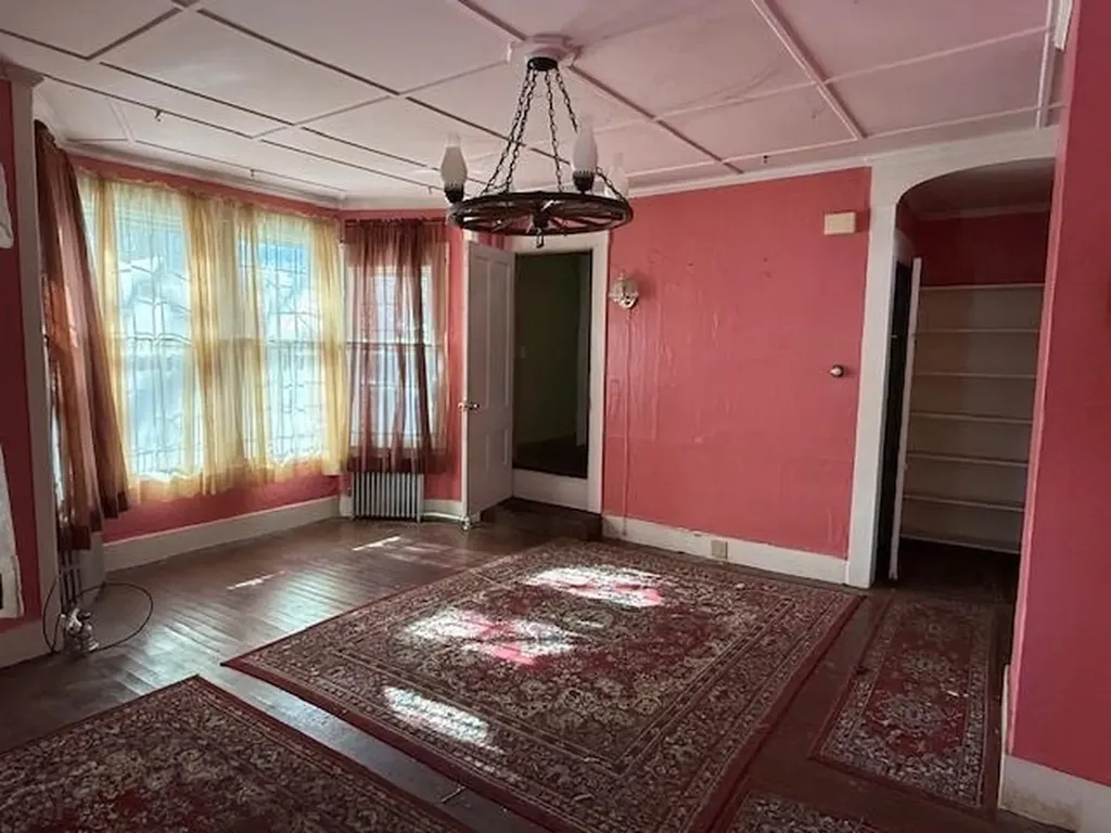 28 High Street Littleton NH 03561