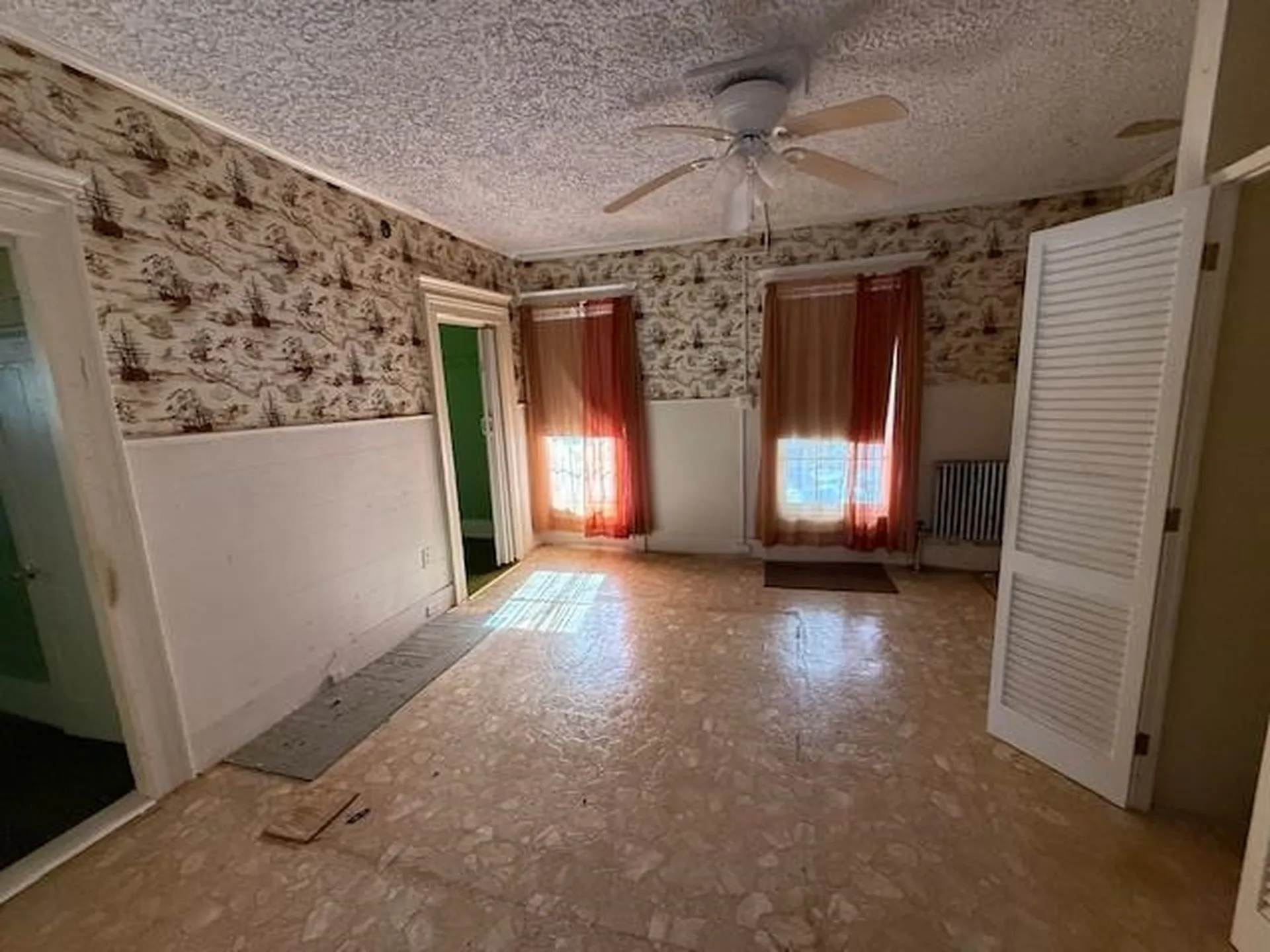 28 High Street Littleton NH 03561