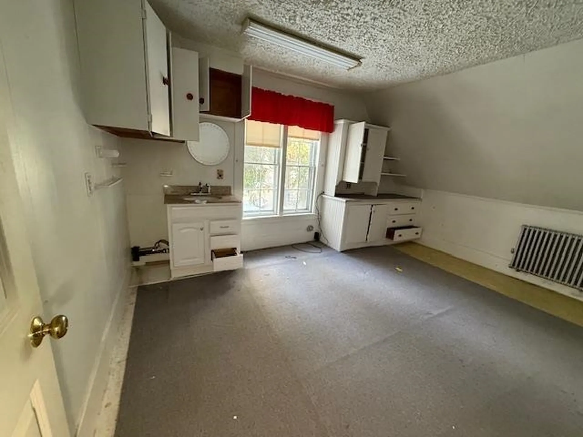 28 High Street Littleton NH 03561