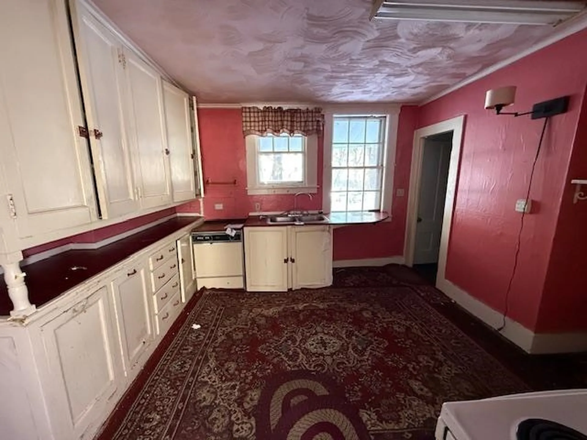 28 High Street Littleton NH 03561