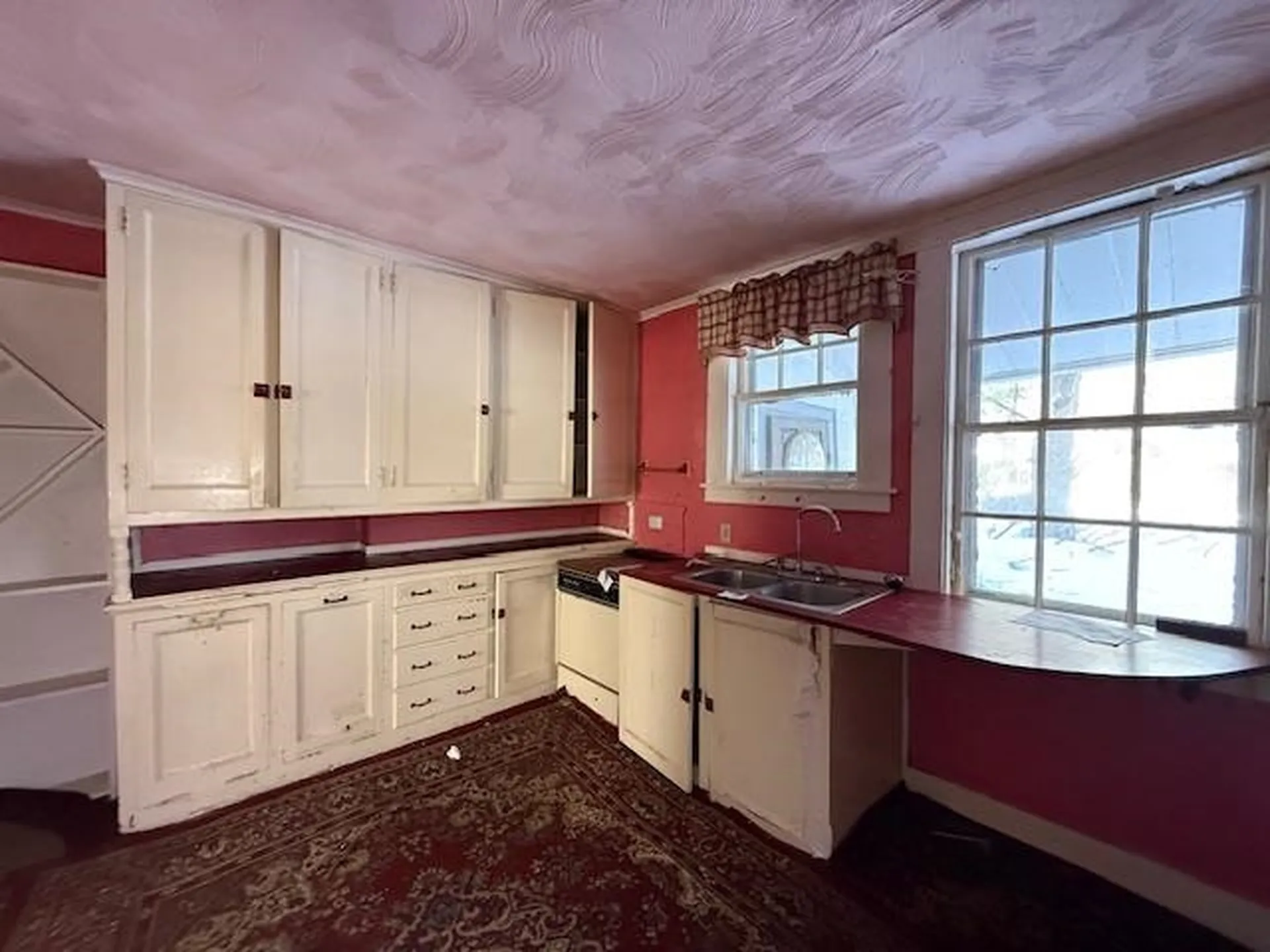 28 High Street Littleton NH 03561