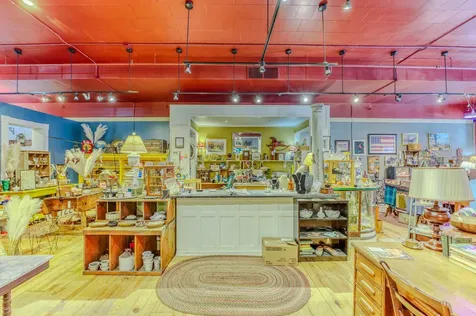 443 Railroad Street St. Johnsbury VT 05819