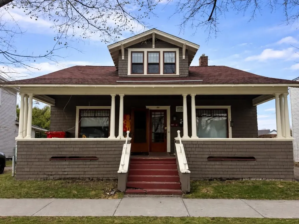 44 Drew Street Burlington VT 05401