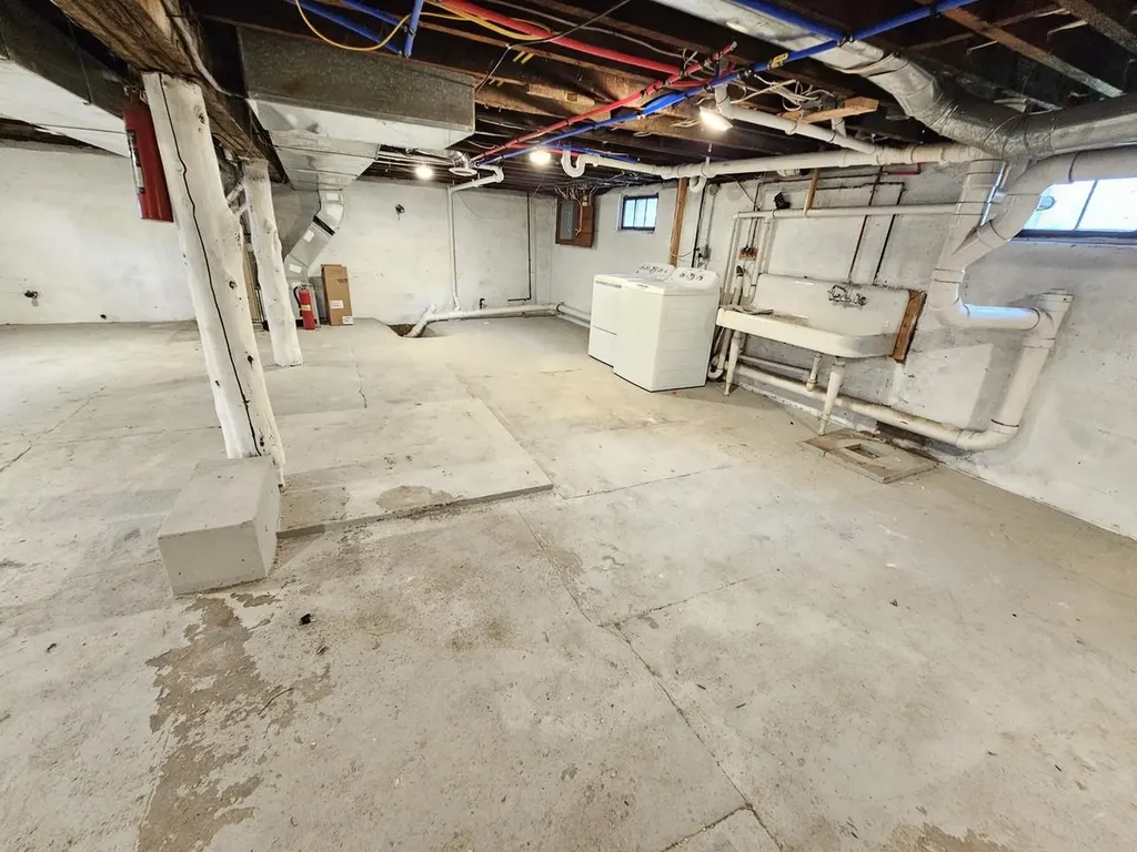 44 Drew Street Burlington VT 05401