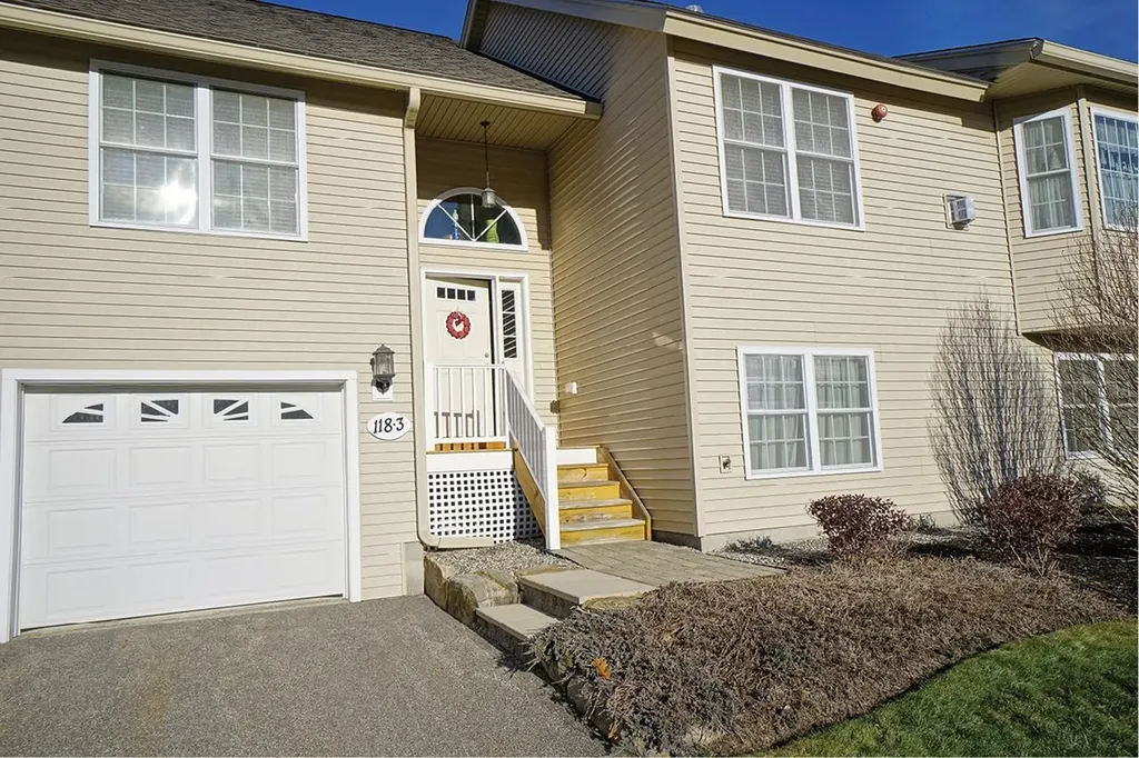 118-3 Hall Road Fremont NH 03044