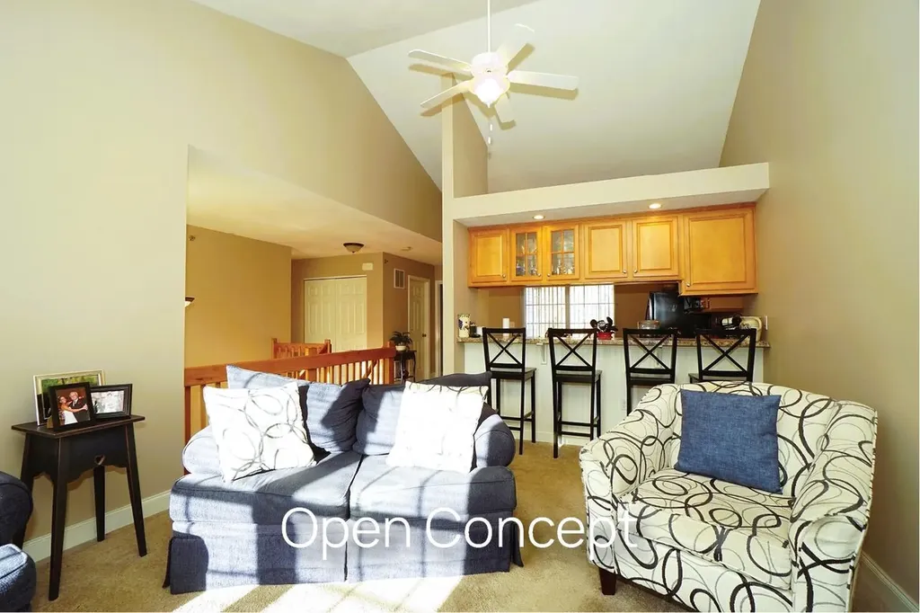 118-3 Hall Road Fremont NH 03044