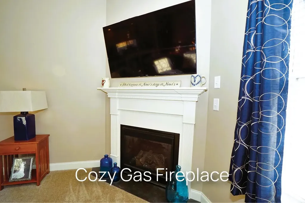 118-3 Hall Road Fremont NH 03044