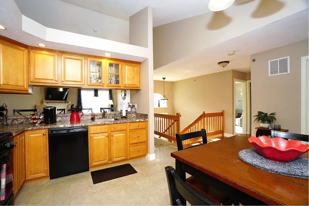 118-3 Hall Road Fremont NH 03044