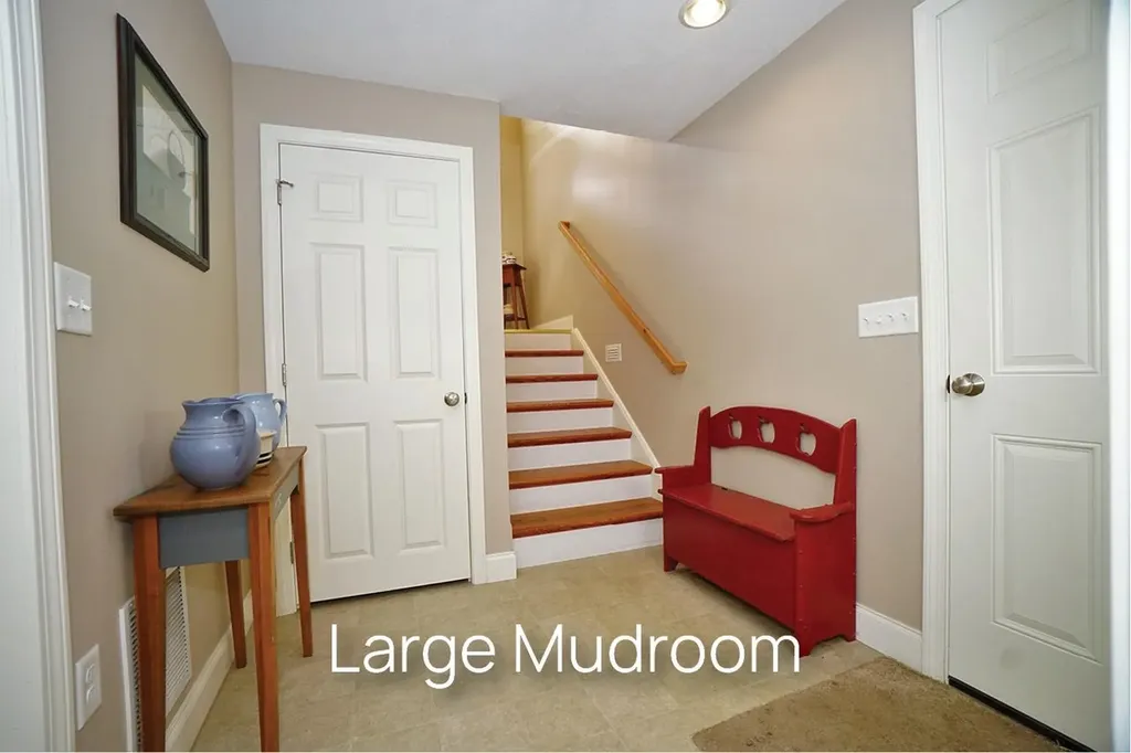 118-3 Hall Road Fremont NH 03044