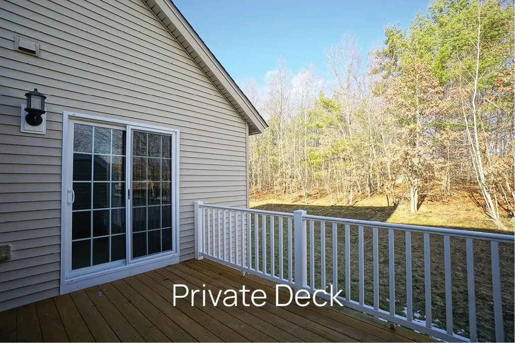 118-3 Hall Road Fremont NH 03044