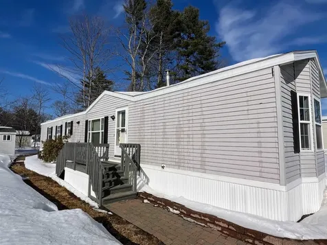 80 Colonial Village Somersworth NH 03878