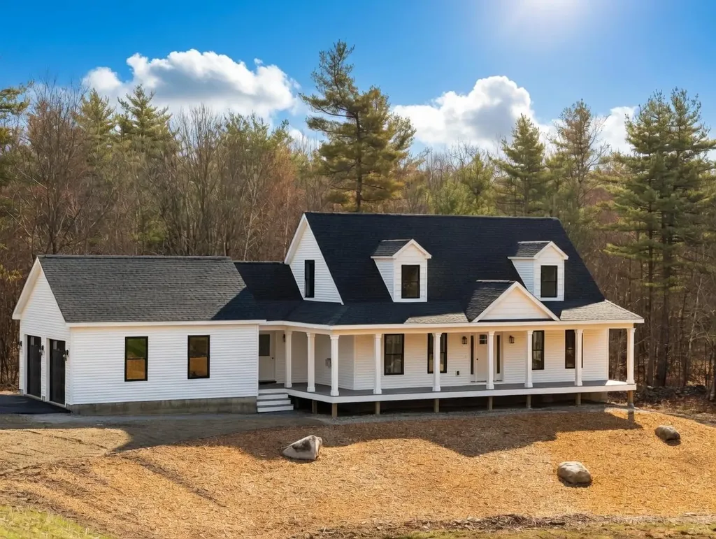 152 Young Road Gilford NH 03249