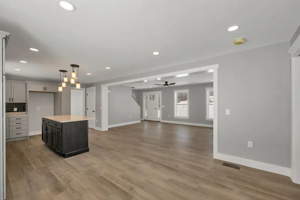 152 Young Road Gilford NH 03249