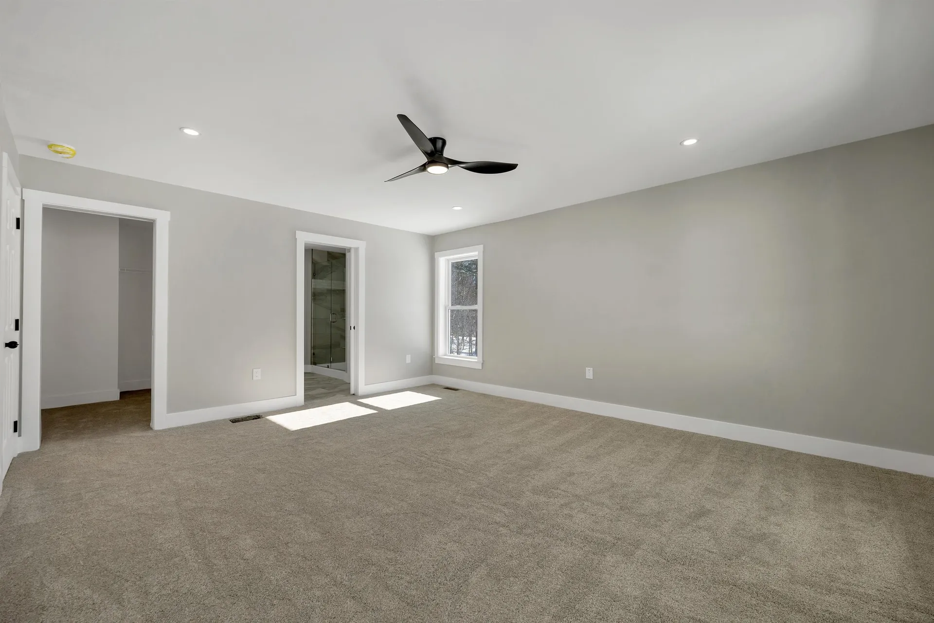 152 Young Road Gilford NH 03249