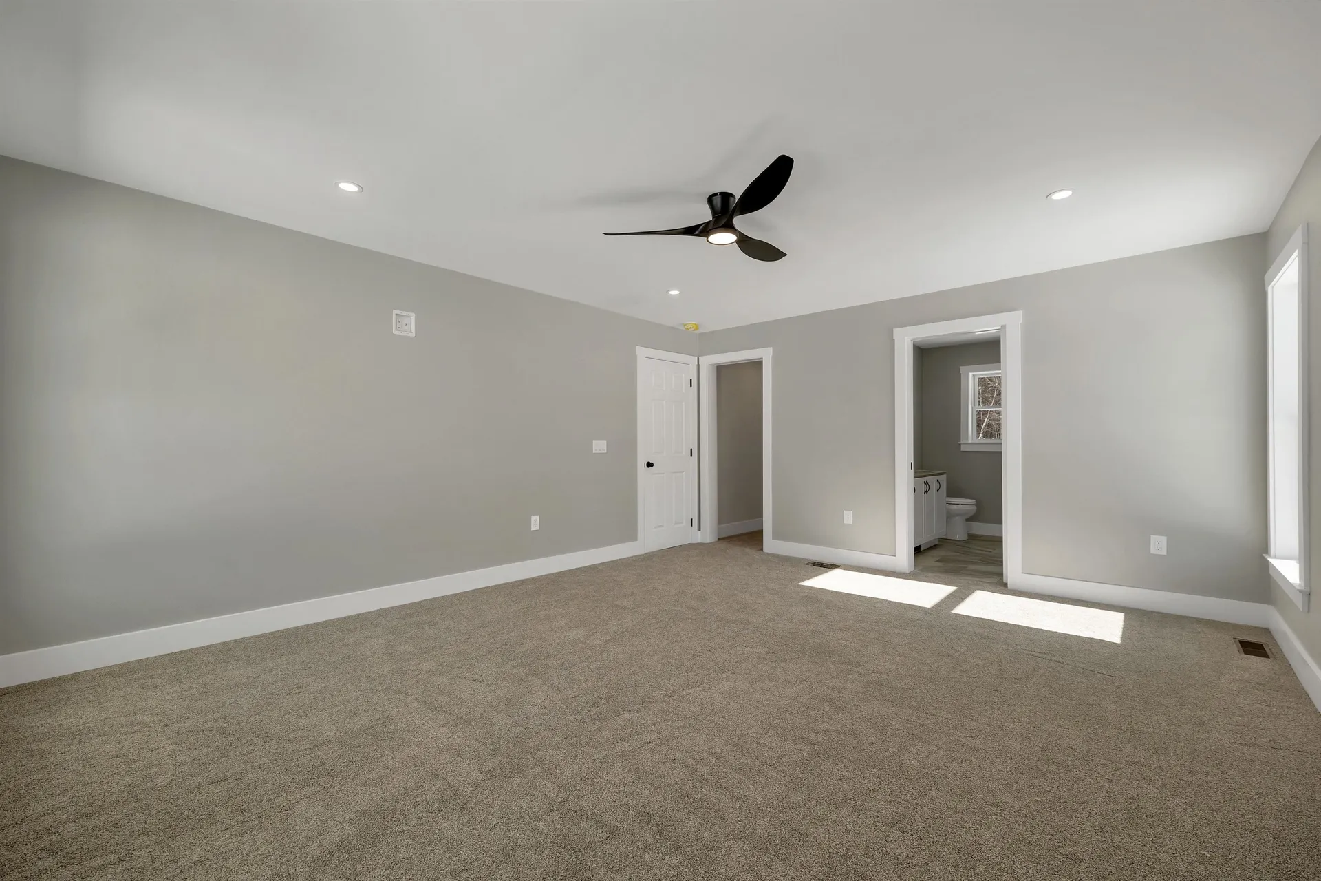 152 Young Road Gilford NH 03249