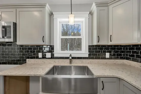 152 Young Road Gilford NH 03249