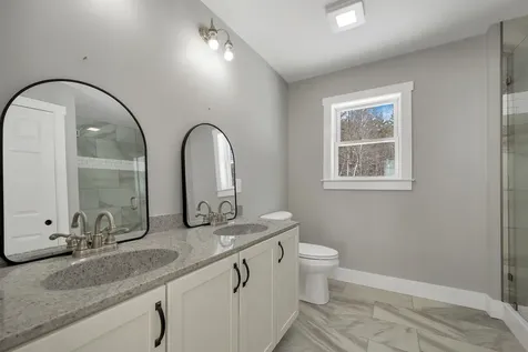 152 Young Road Gilford NH 03249