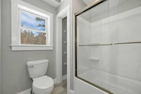 152 Young Road Gilford NH 03249