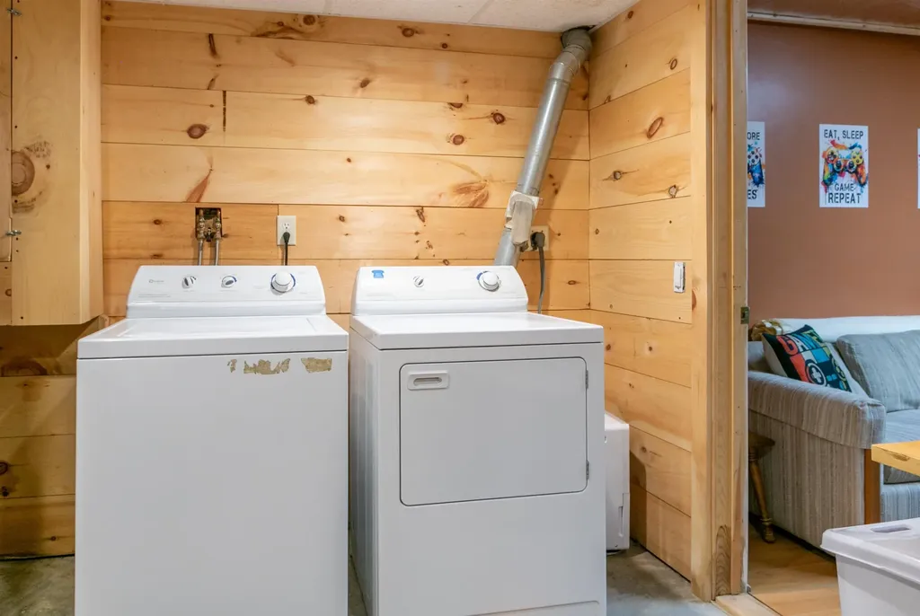 292 Tallwood Circle Londonderry VT 05155