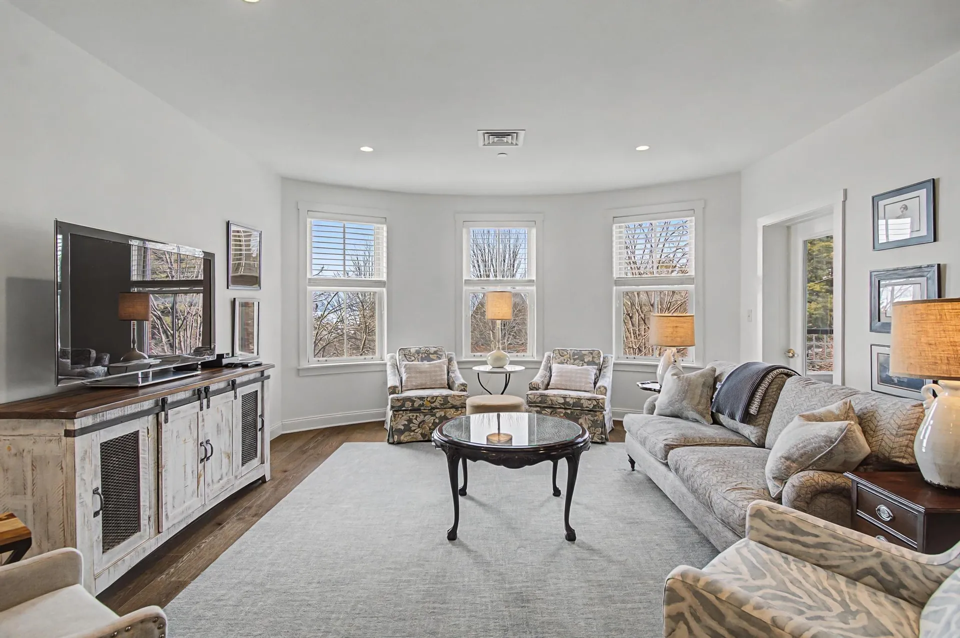 Burlington VT, 40 College Street, Unit 303