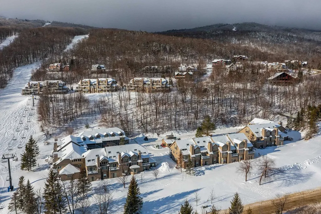 81 Daybreak Drive Ludlow VT 05149
