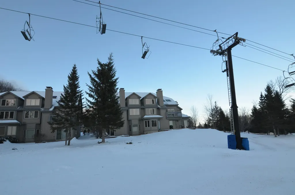 81 Daybreak Drive Ludlow VT 05149