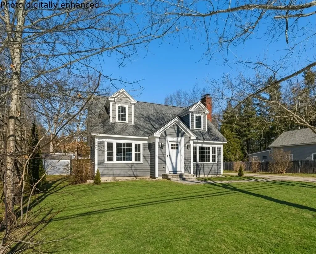 216 East Side Drive Concord NH 03301