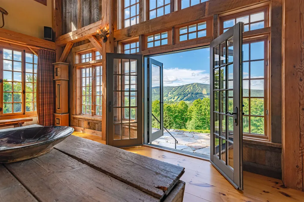 54 Upton Road Dover VT 05356