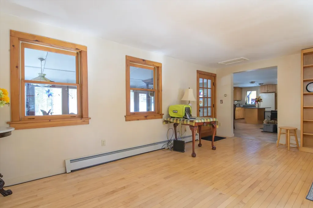 56 Lee Road Brattleboro VT 05301