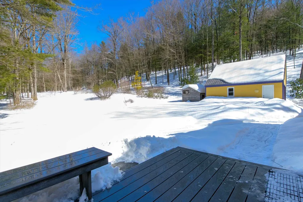 56 Lee Road Brattleboro VT 05301