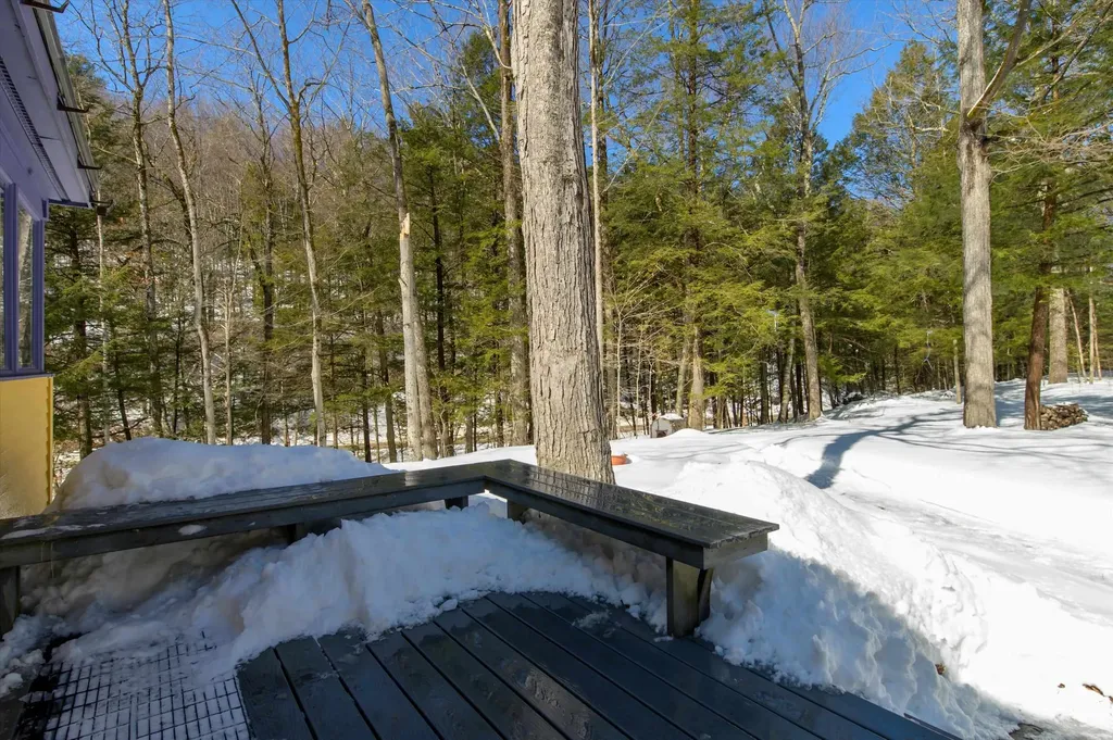 56 Lee Road Brattleboro VT 05301