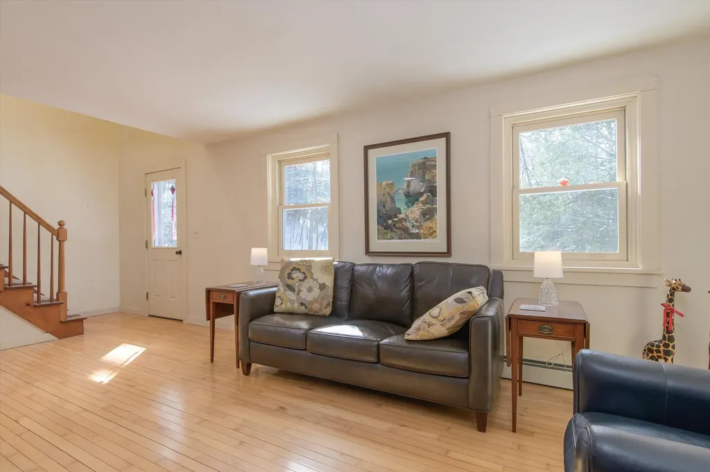 56 Lee Road Brattleboro VT 05301