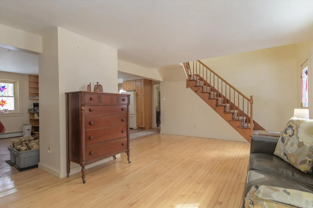 56 Lee Road Brattleboro VT 05301