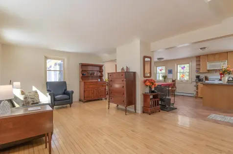 56 Lee Road Brattleboro VT 05301