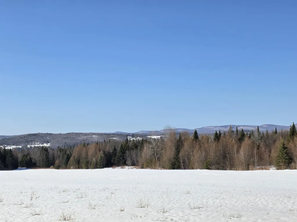 254 Airport Road Lyndon VT 05851