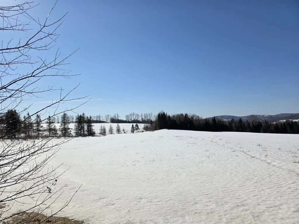 254 Airport Road Lyndon VT 05851