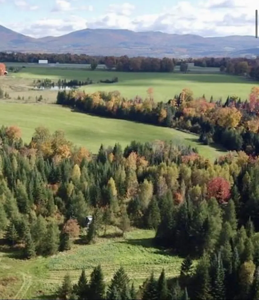 254 Airport Road Lyndon VT 05851