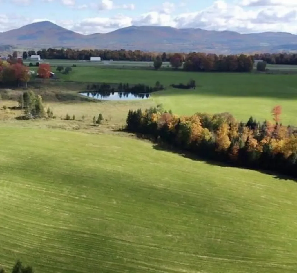 254 Airport Road Lyndon VT 05851