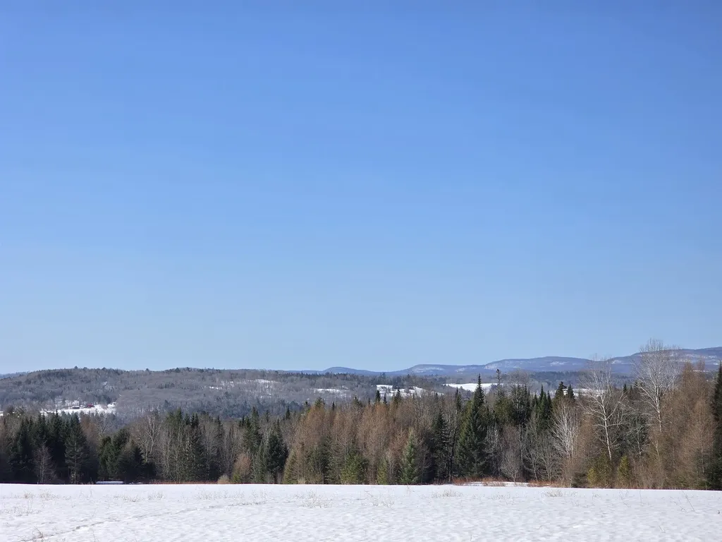 254 Airport Road Lyndon VT 05851
