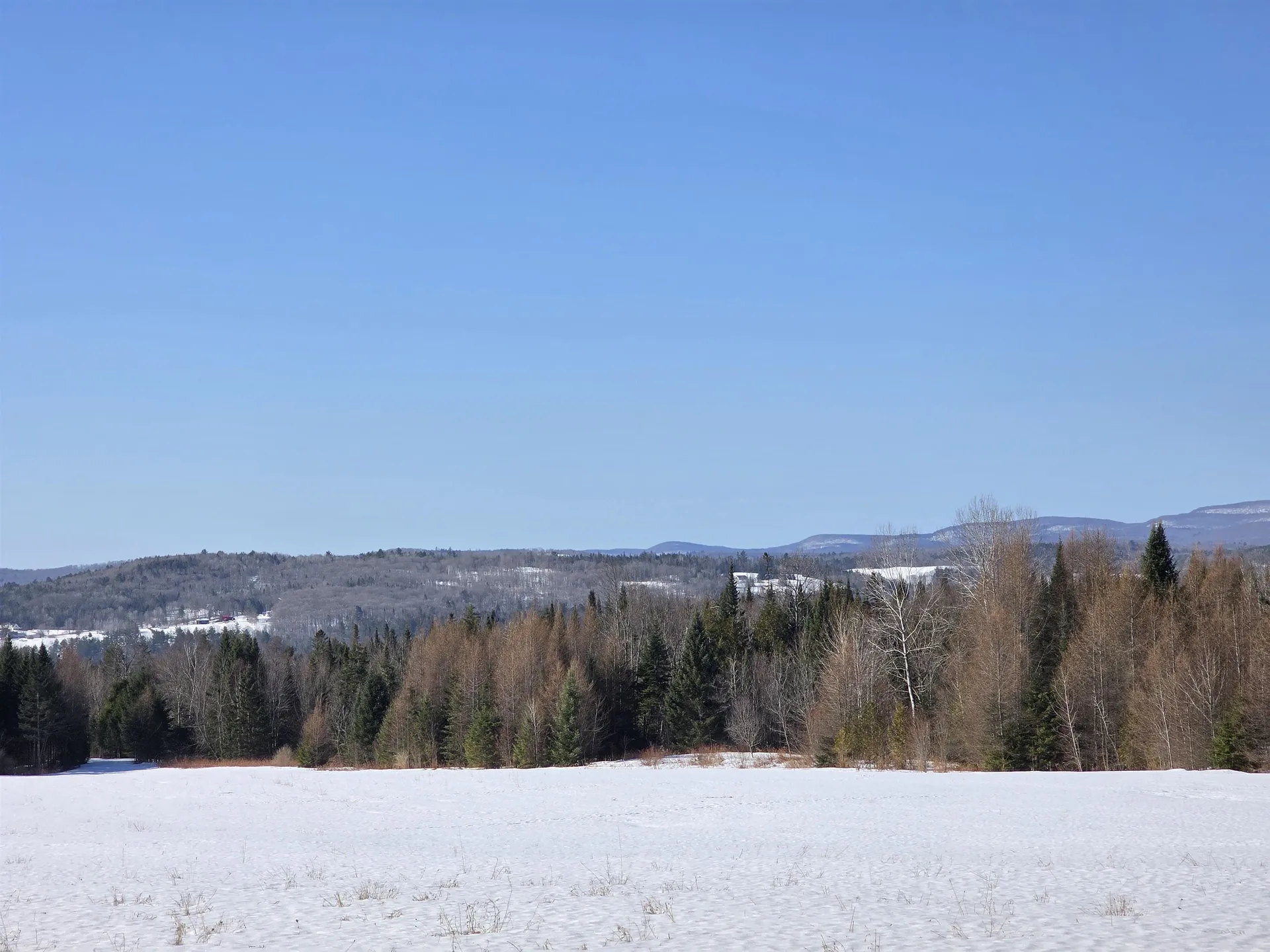 254 Airport Road Lyndon VT 05851