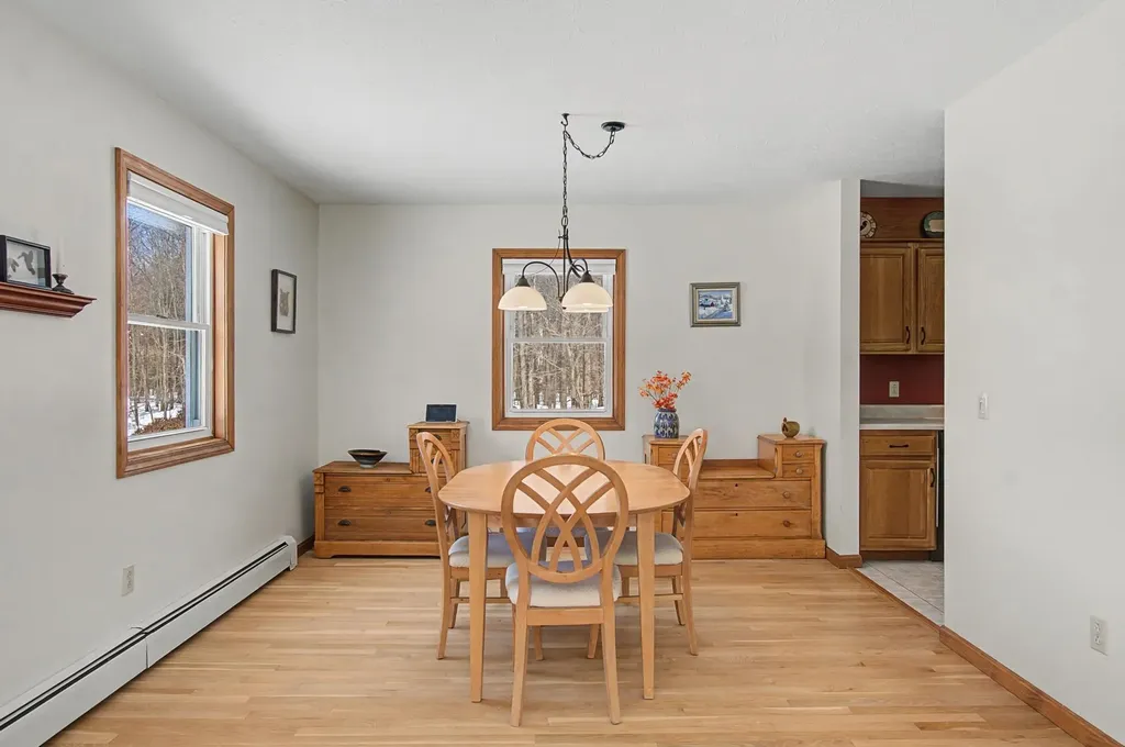 1908 Plains Road Georgia VT 05468