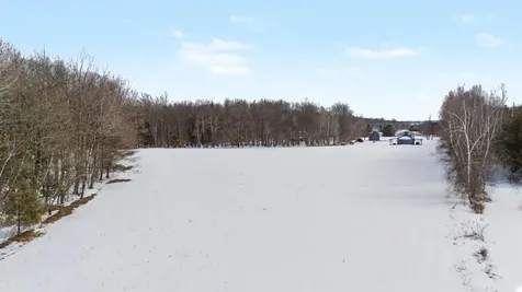 1908 Plains Road Georgia VT 05468