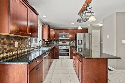 401 Wallace Road Goffstown NH 03045