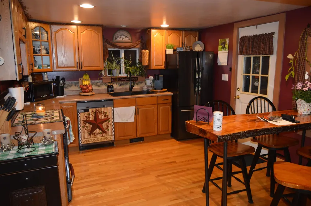 41 Morin Avenue Keene NH 03431