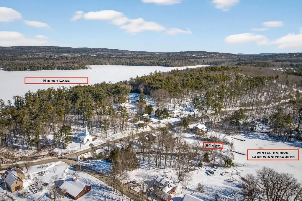 84 Governor Wentworth Highway Tuftonboro NH 03853