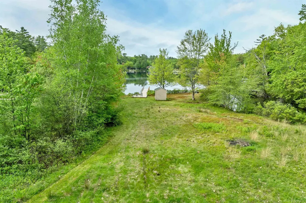 84 Governor Wentworth Highway Tuftonboro NH 03853